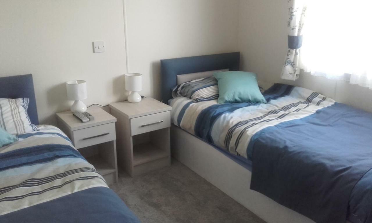 Luxury 6 Berth Lodge At Quince 10 Ferndown Extérieur photo